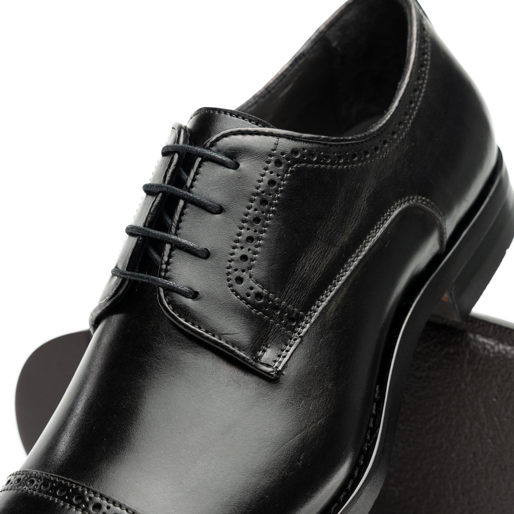 25-548-BLK GIOVANNI Italian Calfskin Lace Up Black