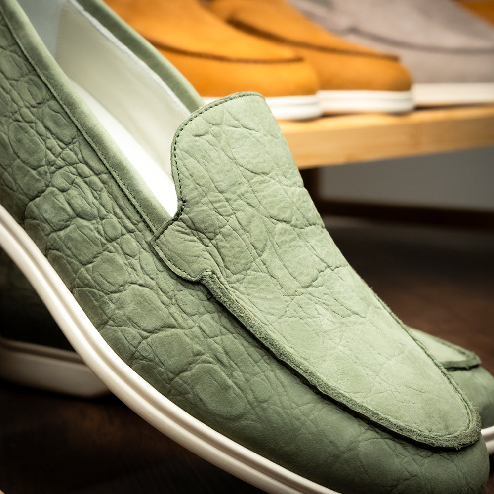LIVORNO Stampata Crocodile Nubuk Loafer, Celery