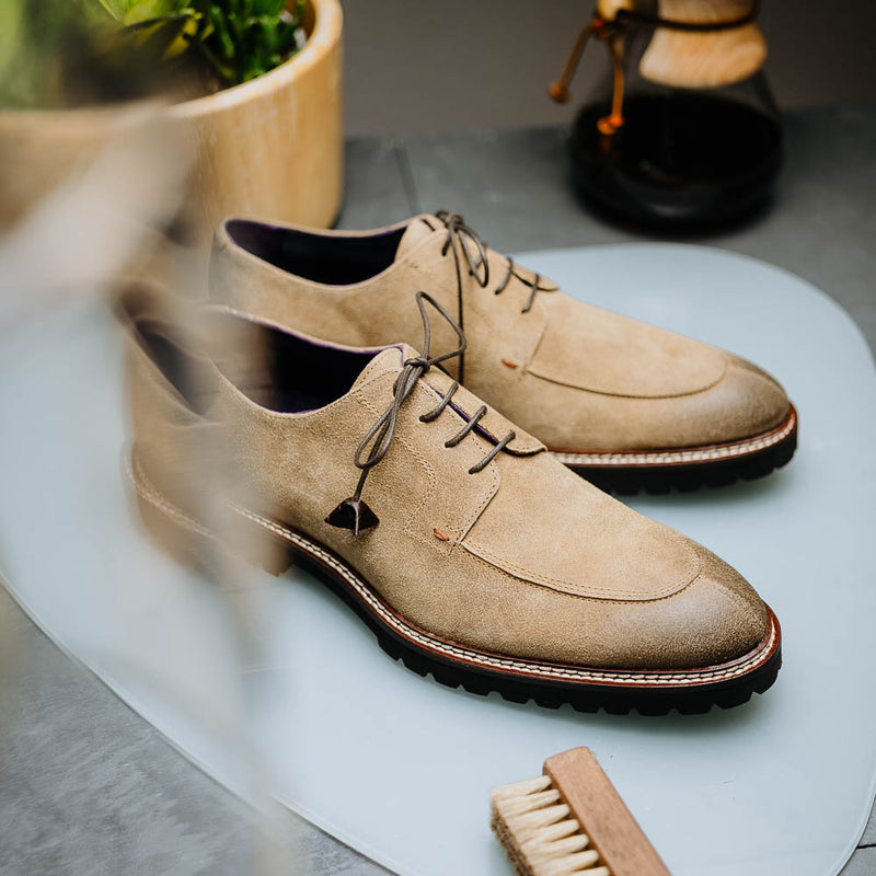 26-224-OAK CAMPO Sueded Goatskin Lace Up with Wax Finish, Oak